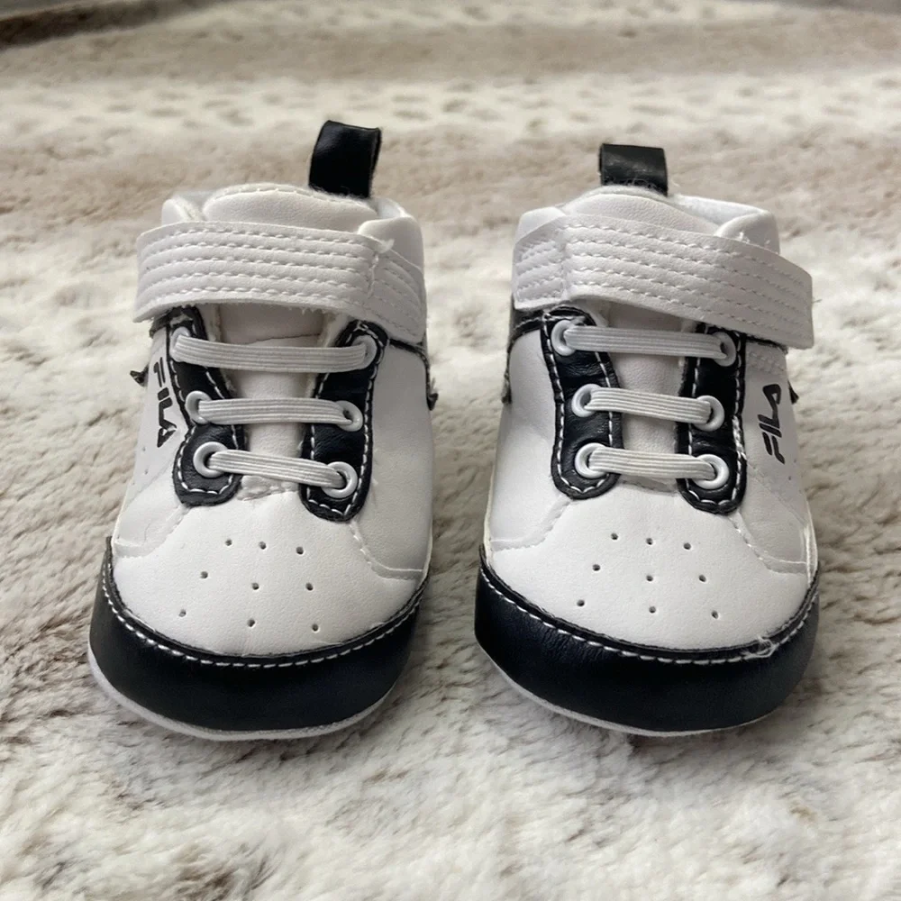 FILA high tops baby boys shoes 6-9 months sporty sneakers activewear streetwear